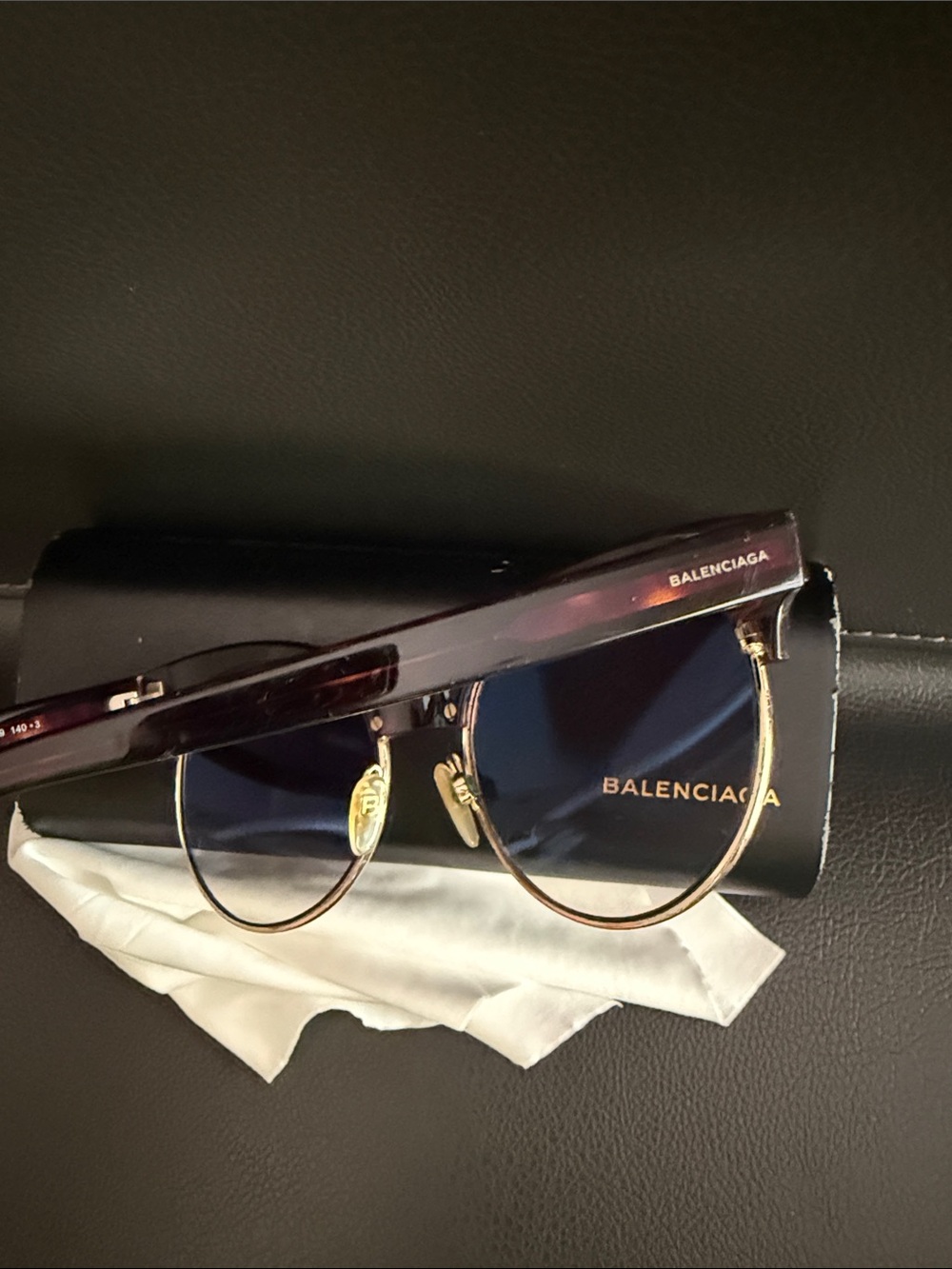Balenciaga Women's BA 128 Sunglasses
Tortoiseshell Gold Cat Eye COA 51-19-140 - Picture 7 of 16